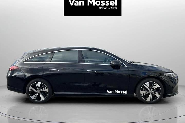 Sort Mercedes CLA250+ fra 2026