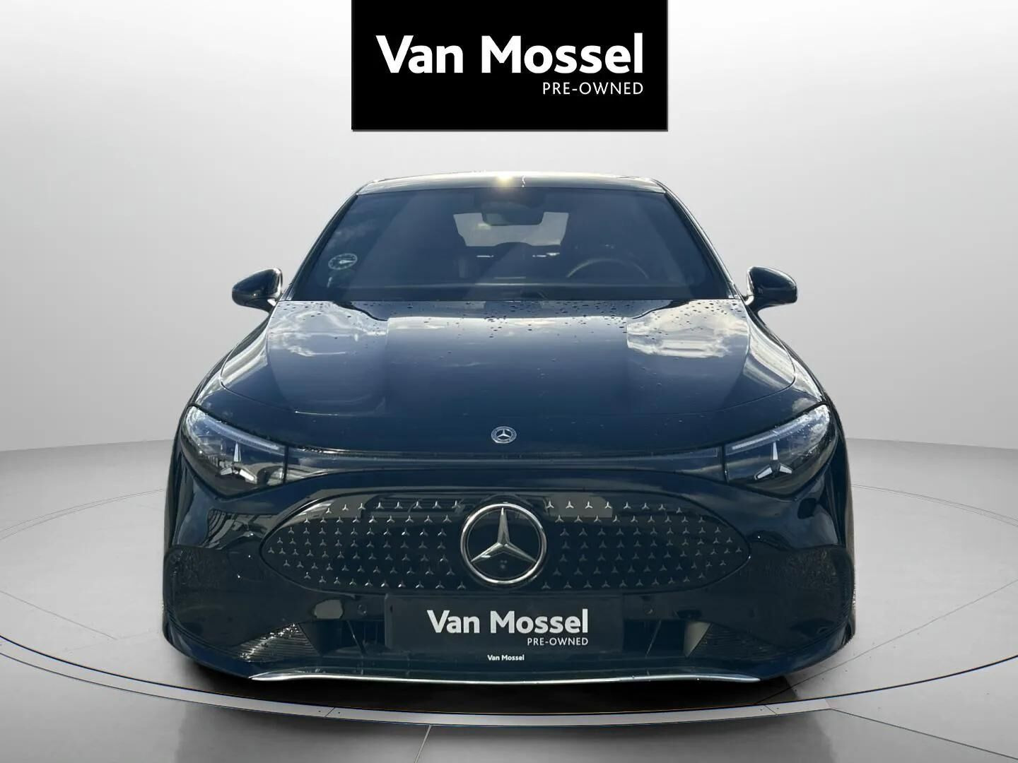 Sort Mercedes CLA250+ fra 2025
