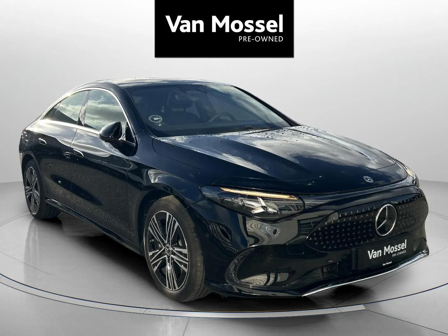 Sort Mercedes CLA250+ fra 2025