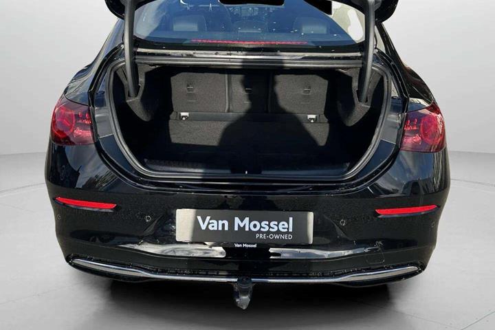 Sort Mercedes CLA250+ fra 2025
