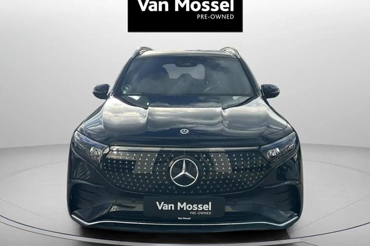 Sort Mercedes EQB250+ fra 2025
