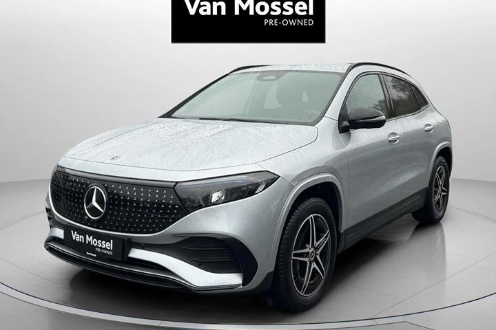 Sølv Mercedes EQA250+ fra 2025