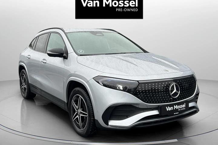 Sølv Mercedes EQA250+ fra 2025
