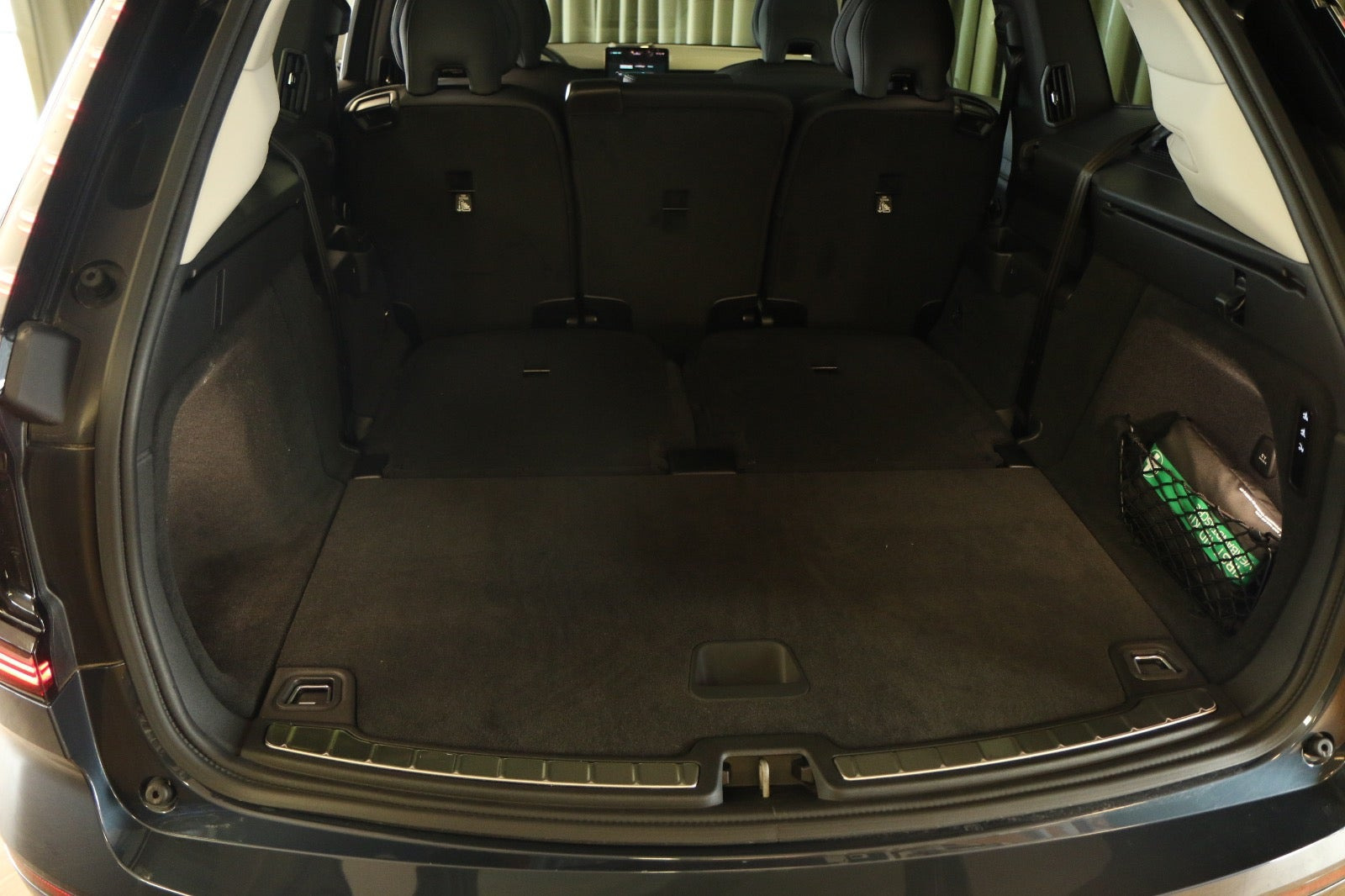 Grøn Volvo EX90 fra 2026