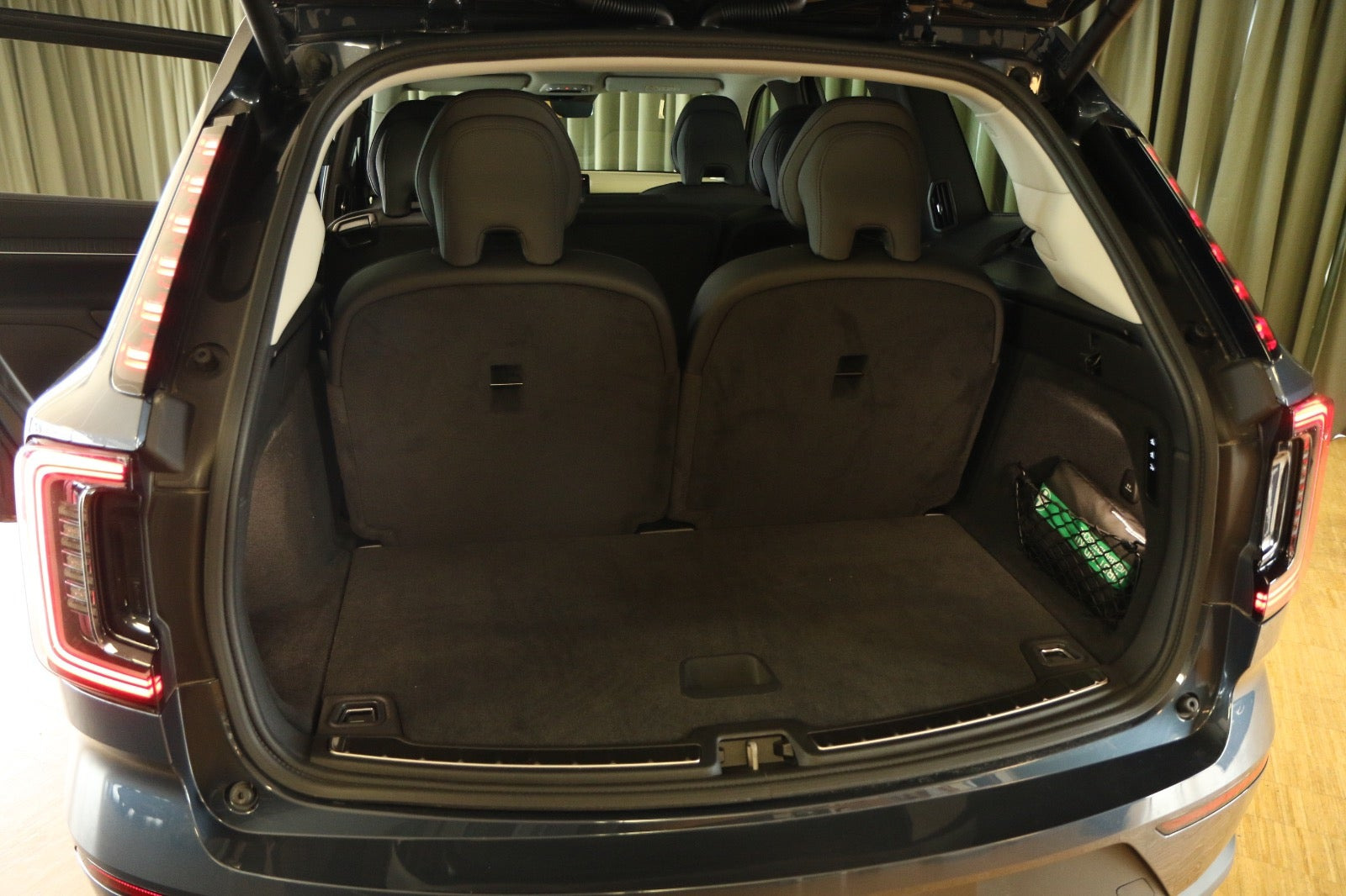 Grøn Volvo EX90 fra 2026