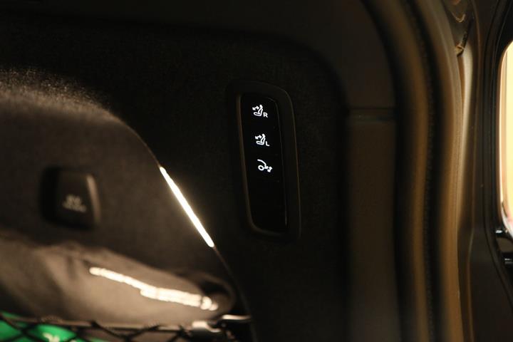 Grøn Volvo EX90 fra 2026