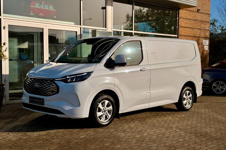 Hvid Ford E-Transit Custom Kombi 320 L1 fra 2025 set udefra