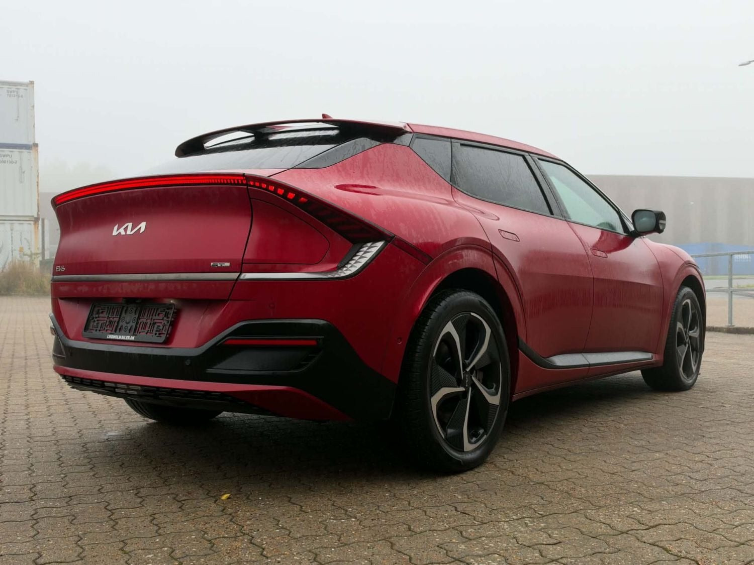 Grå Kia EV6 fra 2021