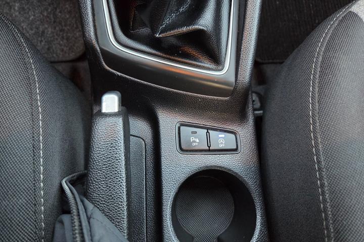 Sort Hyundai i20 fra 2016