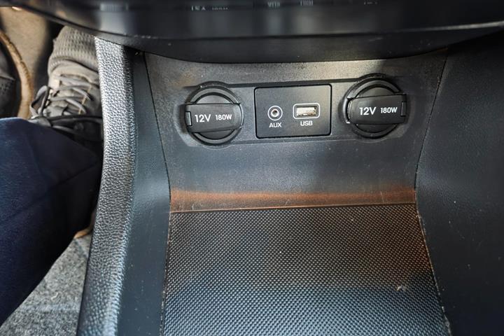 Sort Hyundai i20 fra 2016