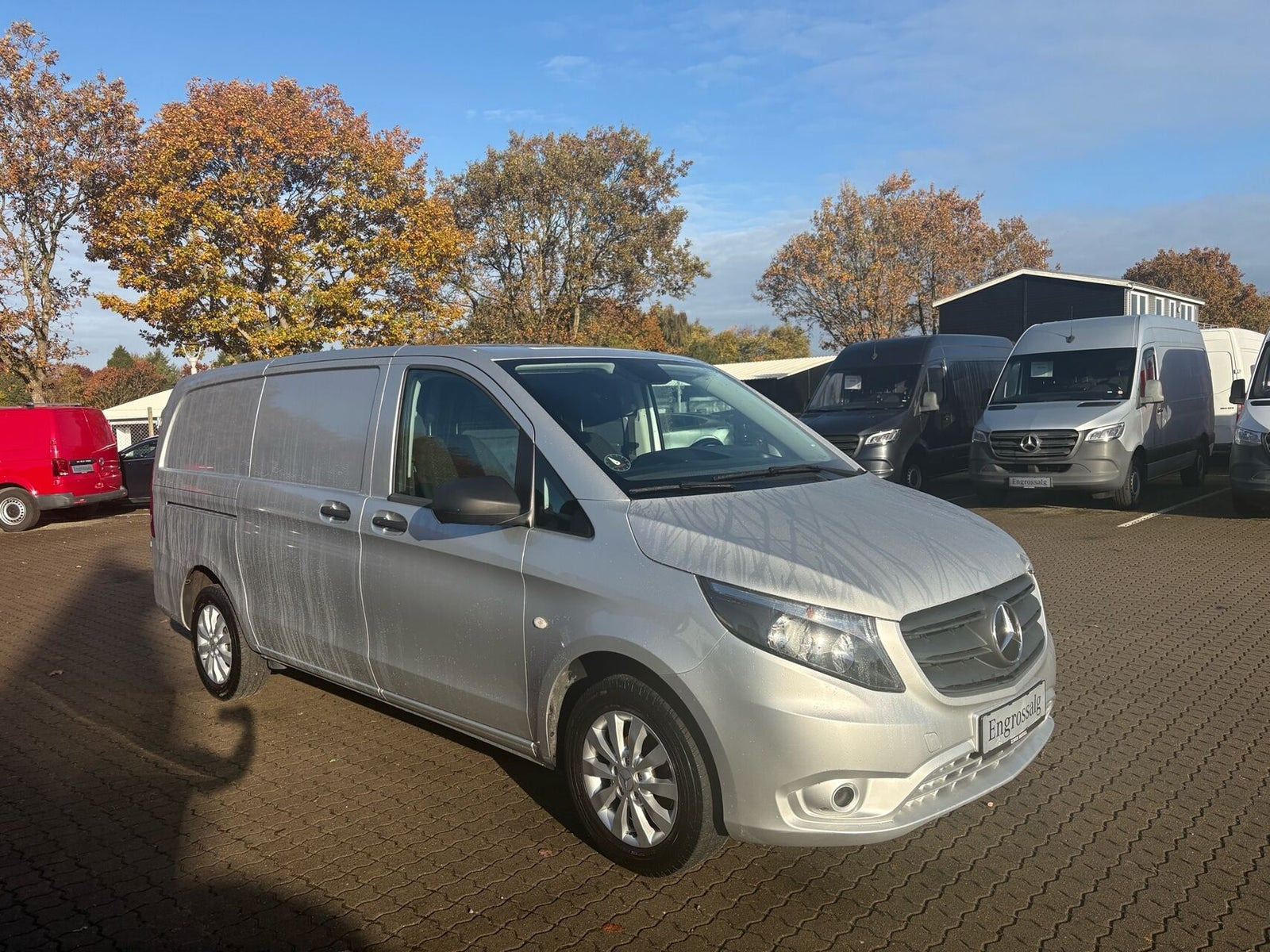 Sølv Mercedes Vito 114 fra 2021