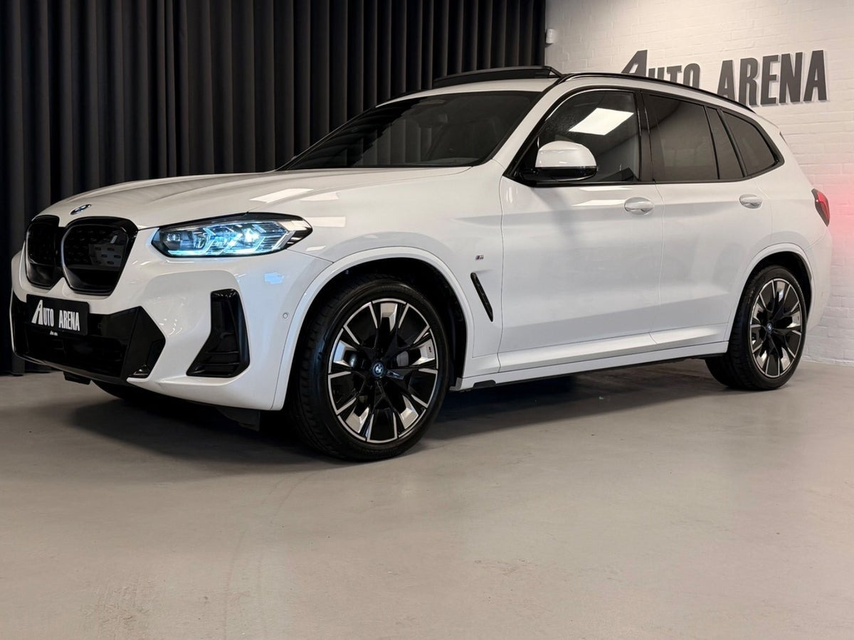 BMW iX3 Charged Plus M-Sport