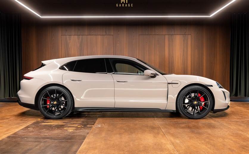 Porsche Taycan GTS Performance+ Sport Turismo