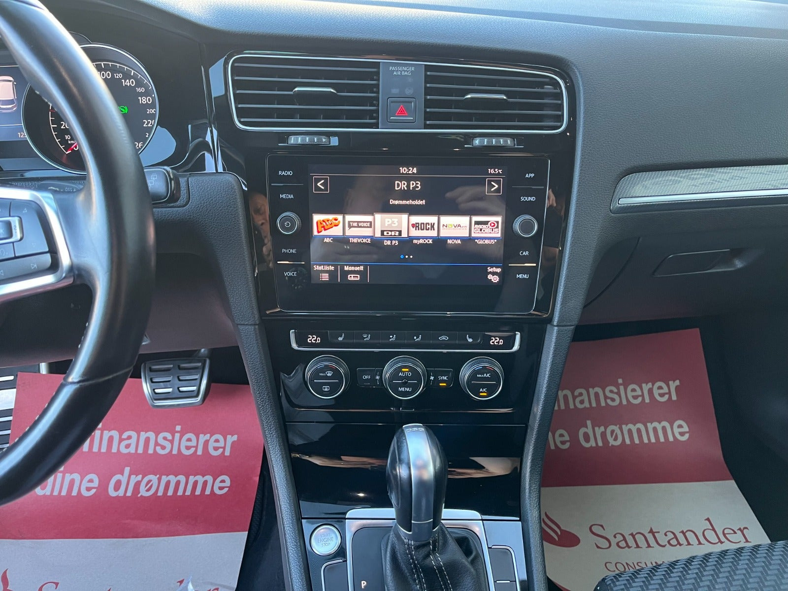 Blå VW Golf VII fra 2018