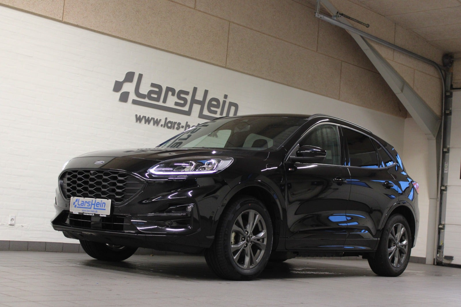 Ford Kuga 2,5 PHEV ST-Line X CVT