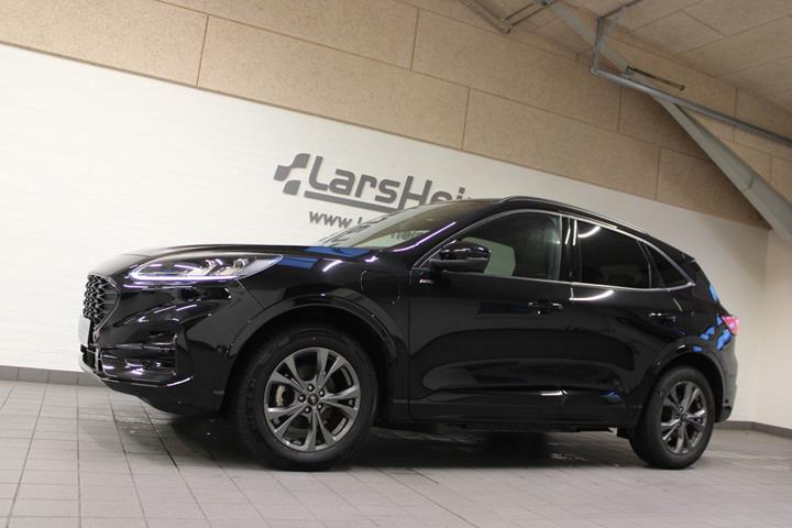 Sort Ford Kuga fra 2023