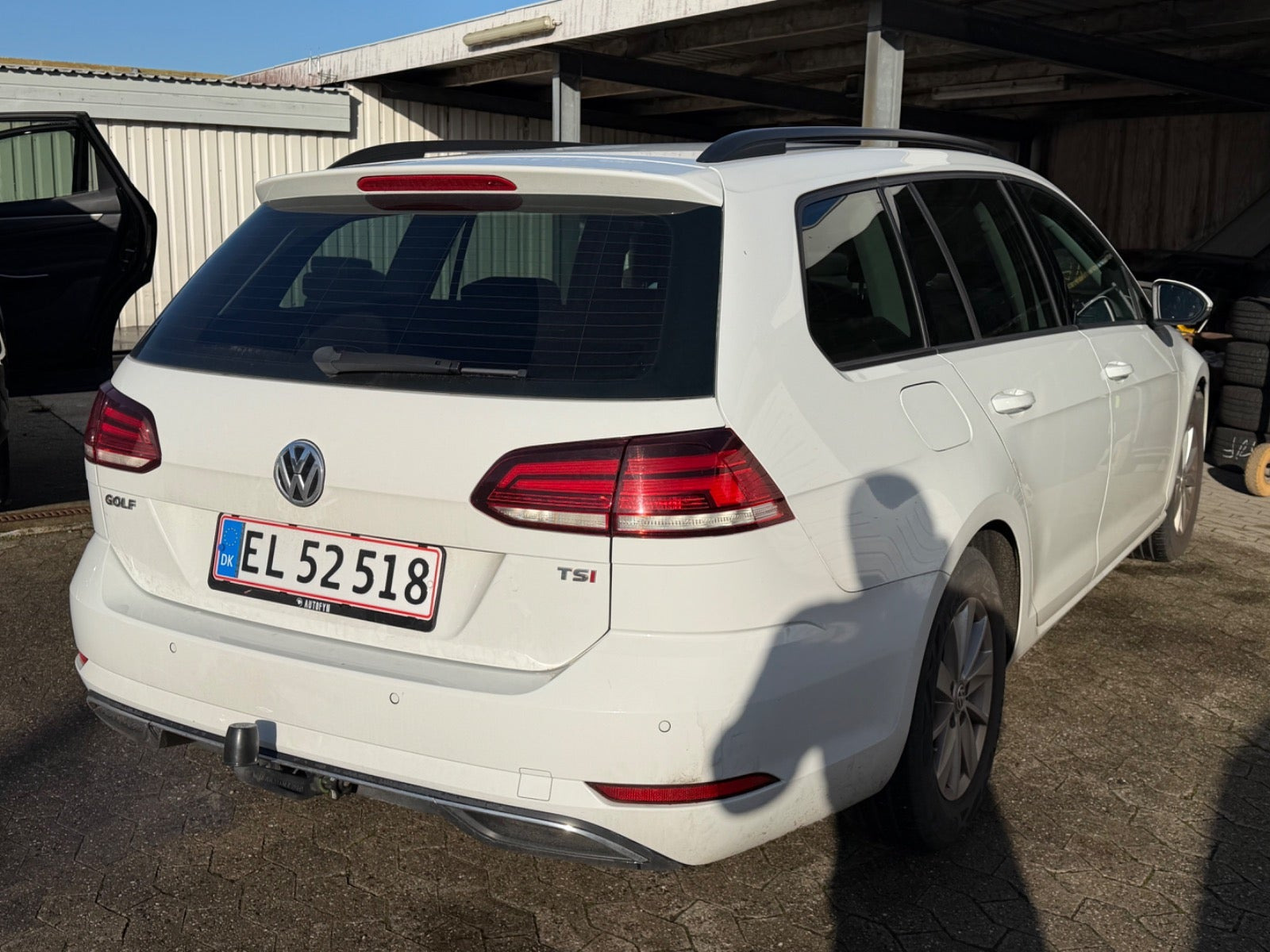 Hvid VW Golf VII fra 2017