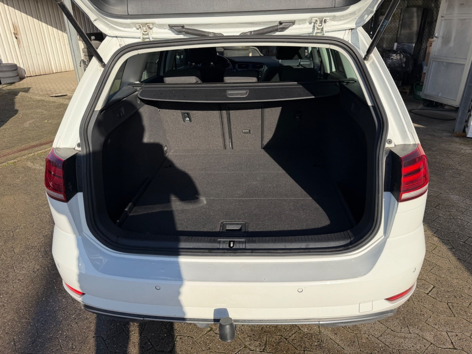 Hvid VW Golf VII fra 2017