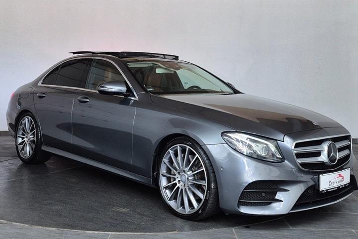 Grå Mercedes E350 d fra 2016