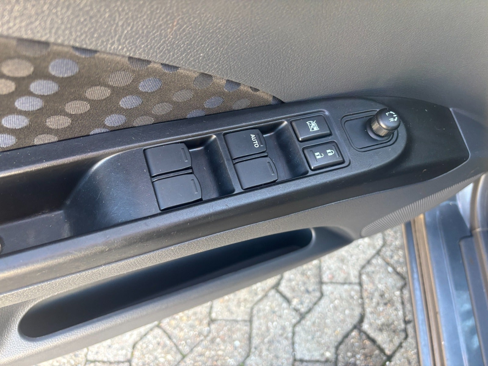Grå Suzuki Celerio fra 2017