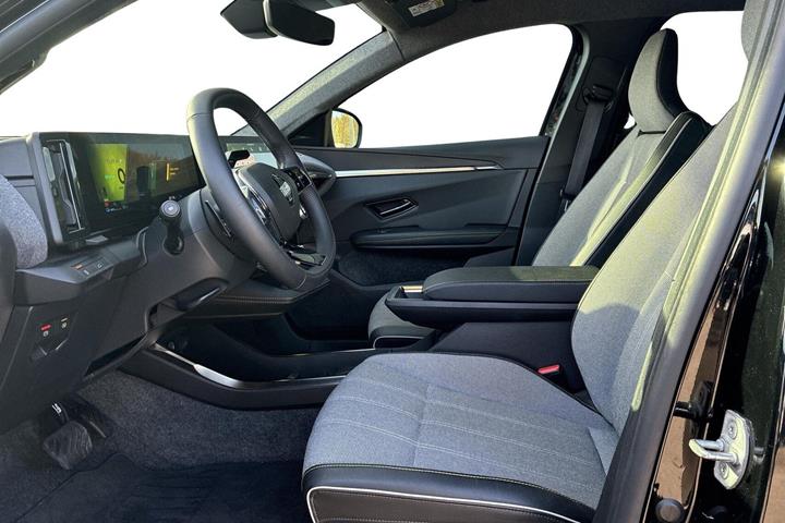 Sort Renault Scenic E-Tech fra 2025