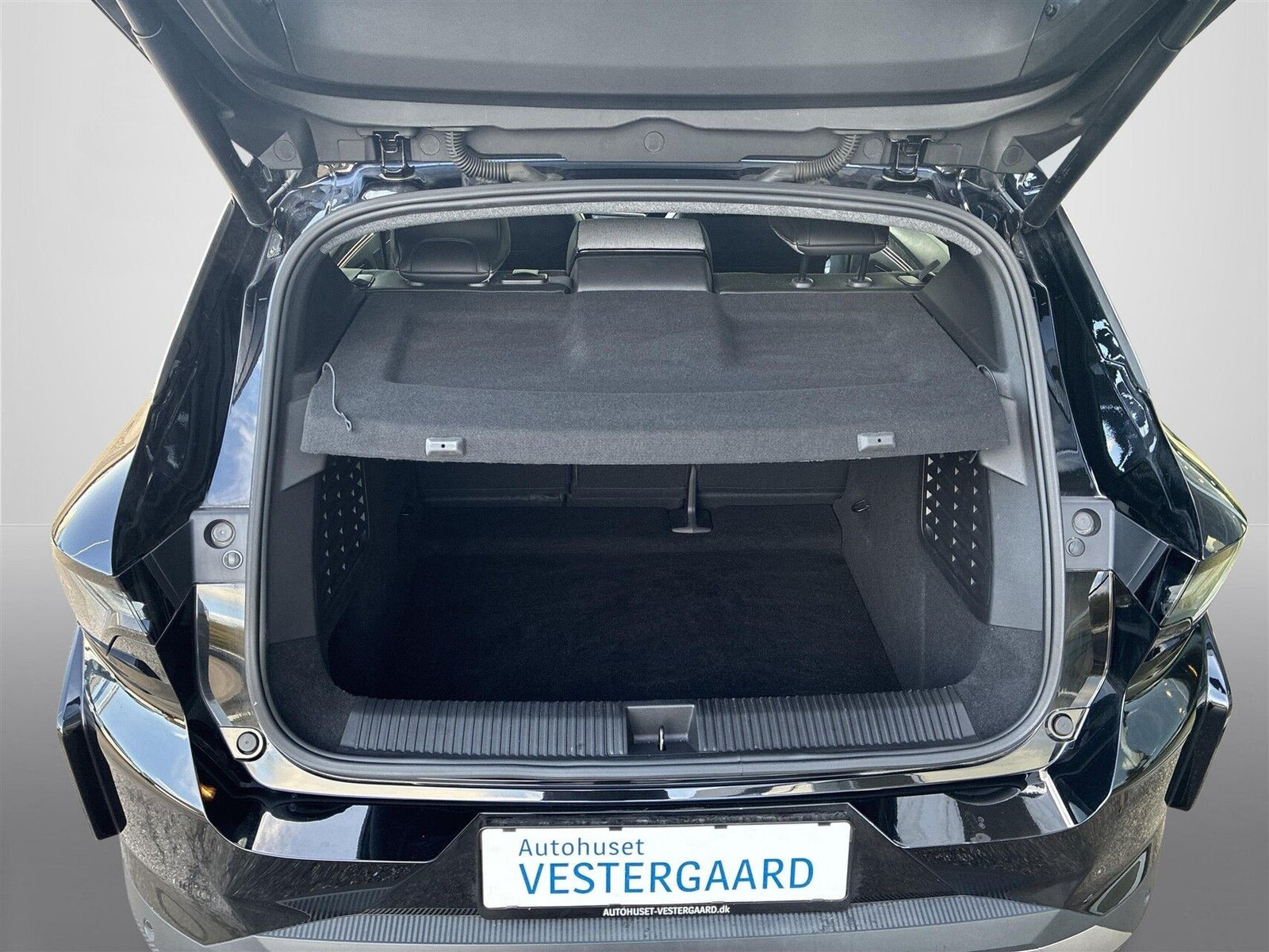 Sort Renault Scenic E-Tech fra 2025