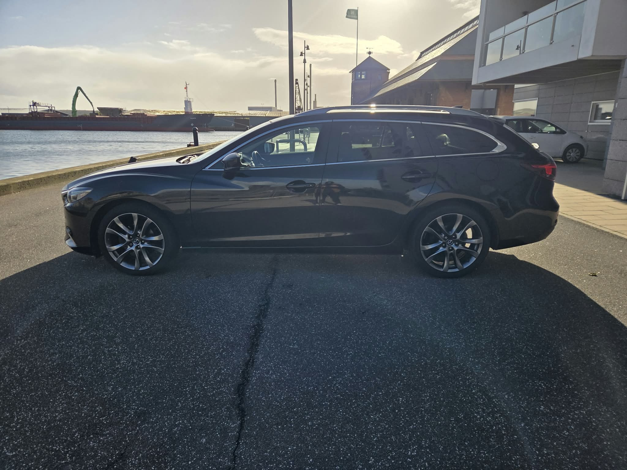 Sort Mazda 6 fra 2017