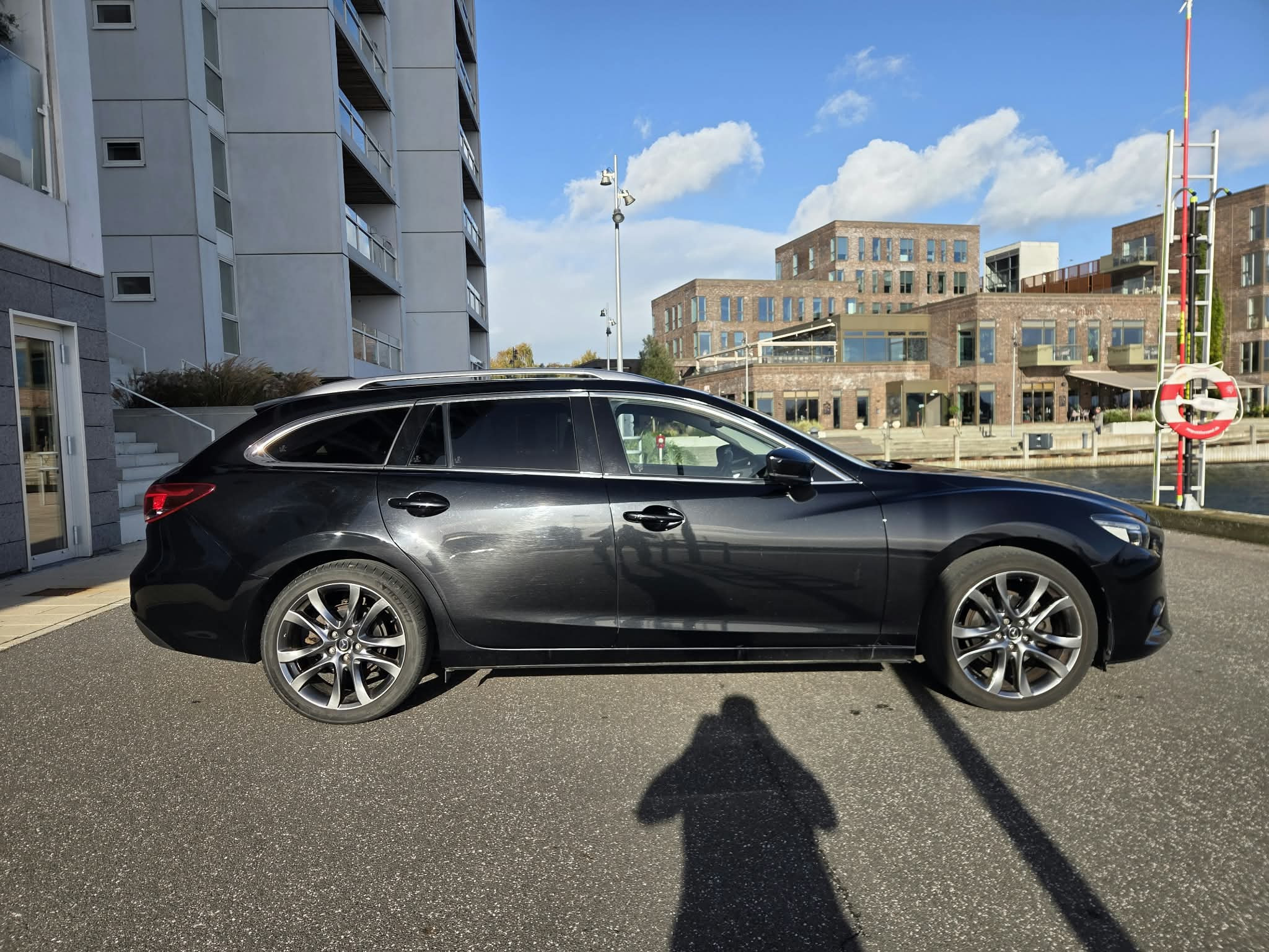 Sort Mazda 6 fra 2017