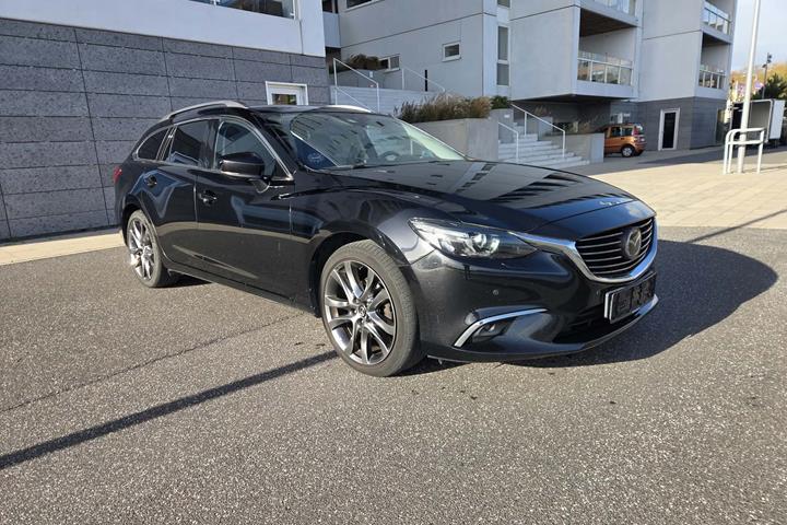 Sort Mazda 6 fra 2017