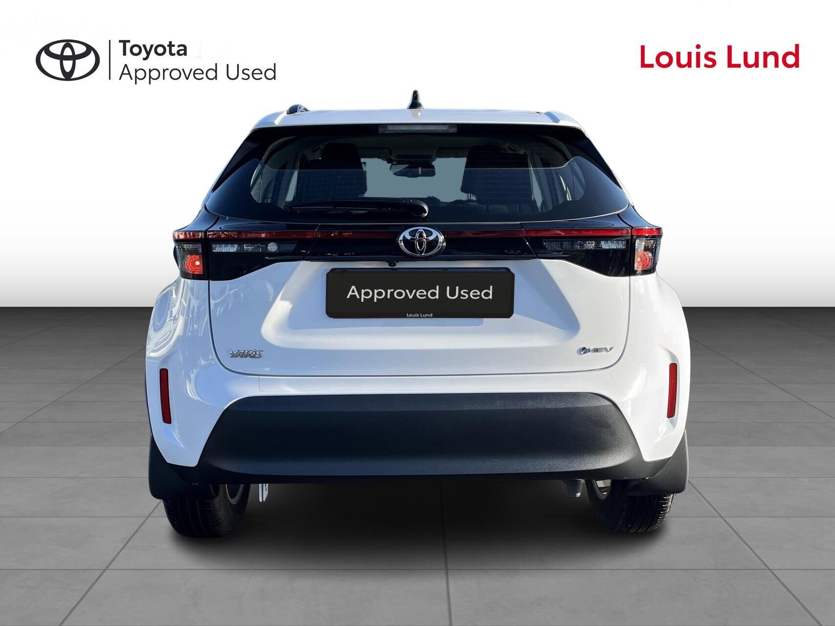 Hvid Toyota Yaris Cross fra 2026