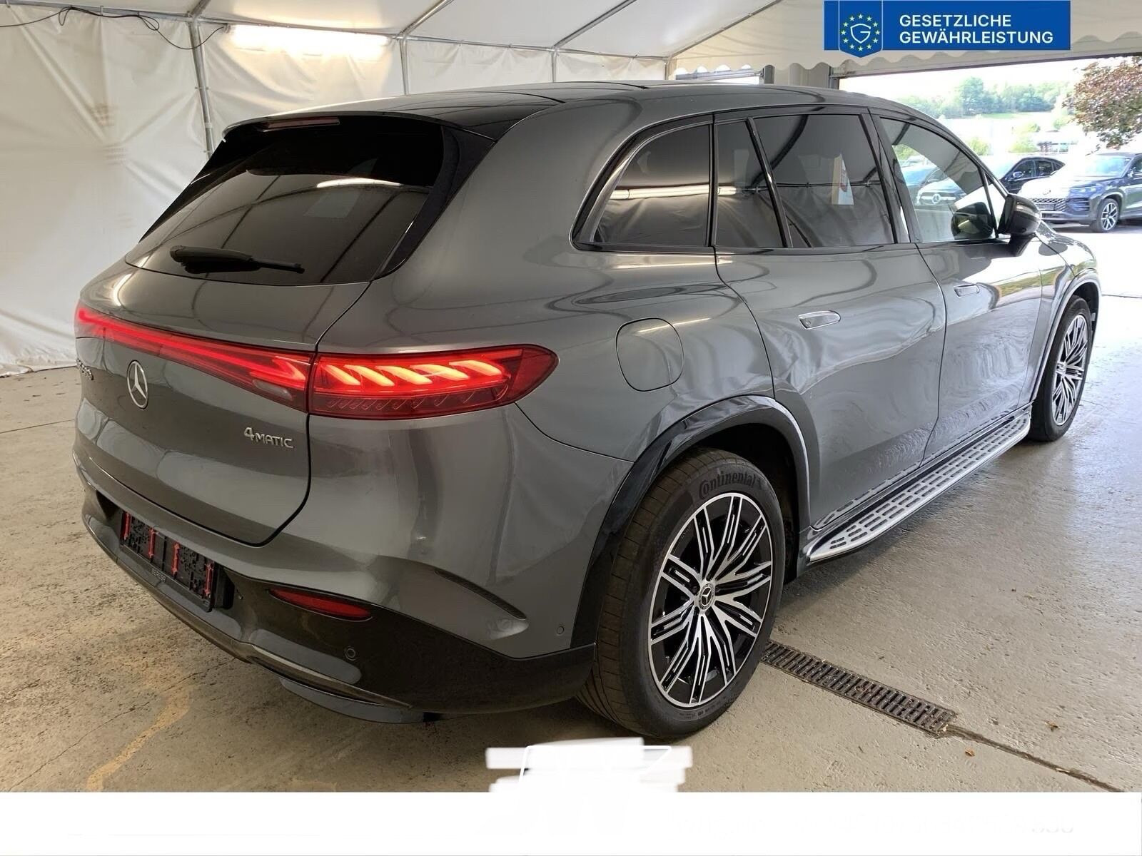 Grå Mercedes EQS580 fra 2024