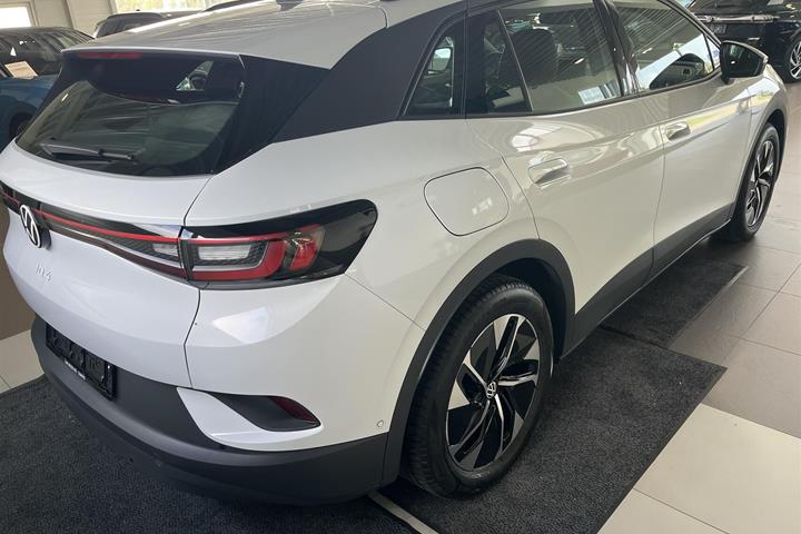 Hvid VW ID.4 fra 2025
