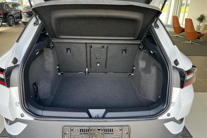 Hvid VW ID.4 fra 2025