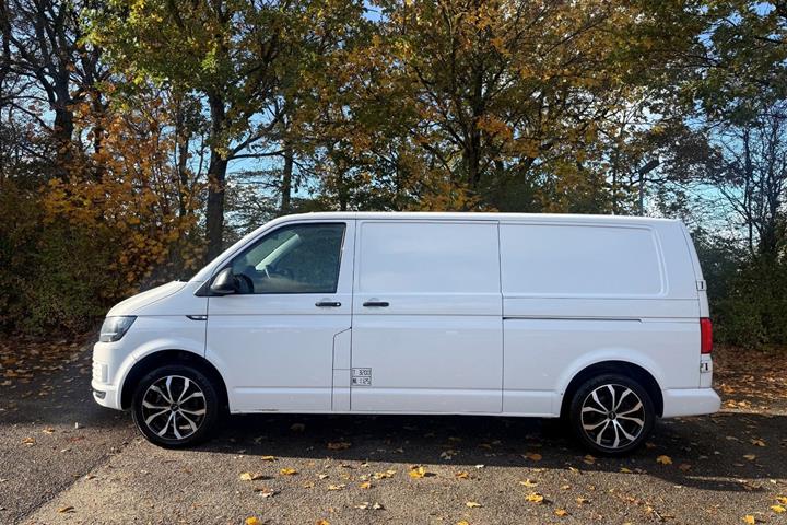 undefined VW Transporter fra 2016