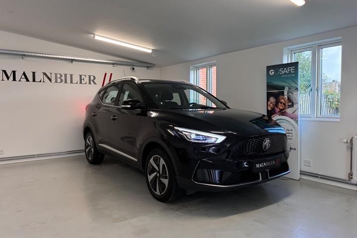 Sort MG ZS fra 2023