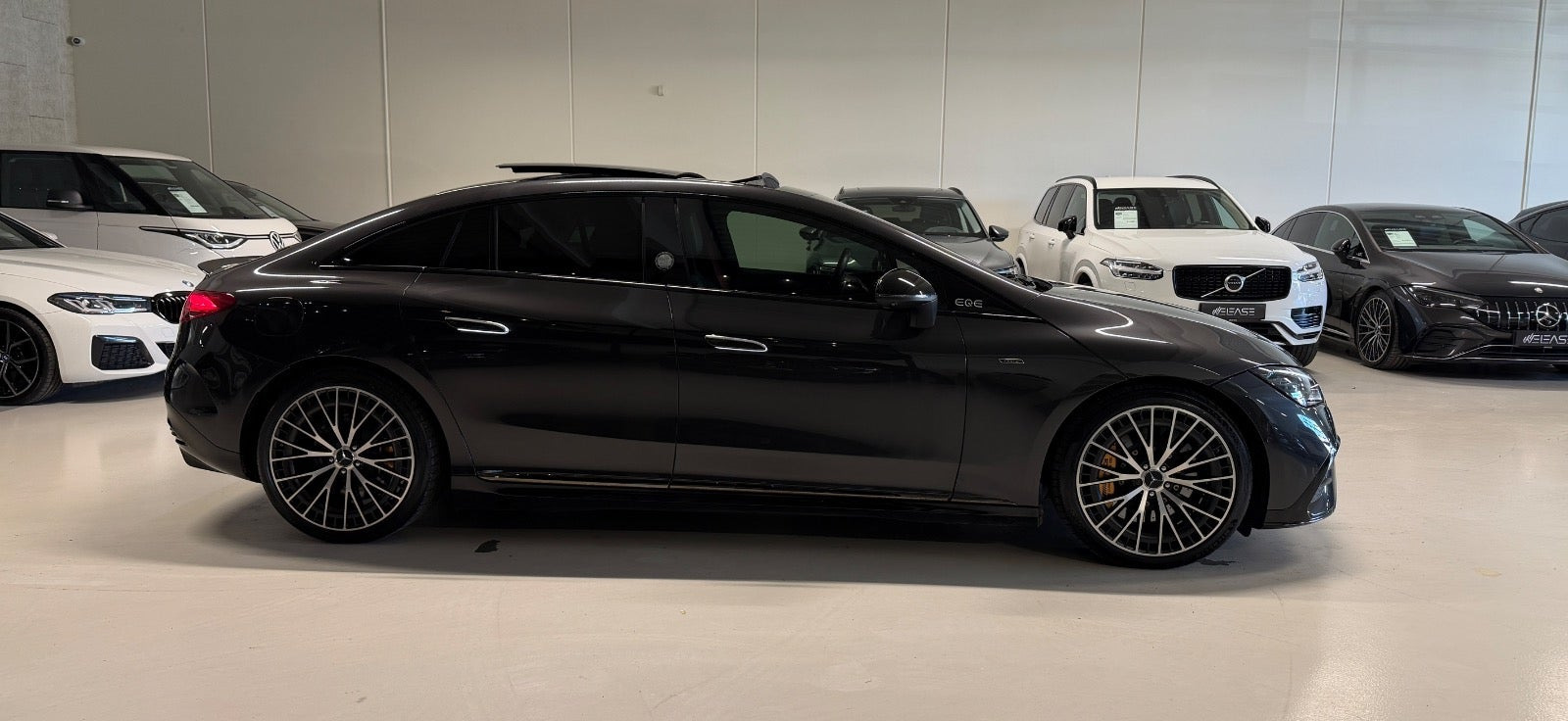 undefined Mercedes EQE43 fra 2023