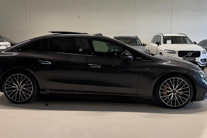 undefined Mercedes EQE43 fra 2023
