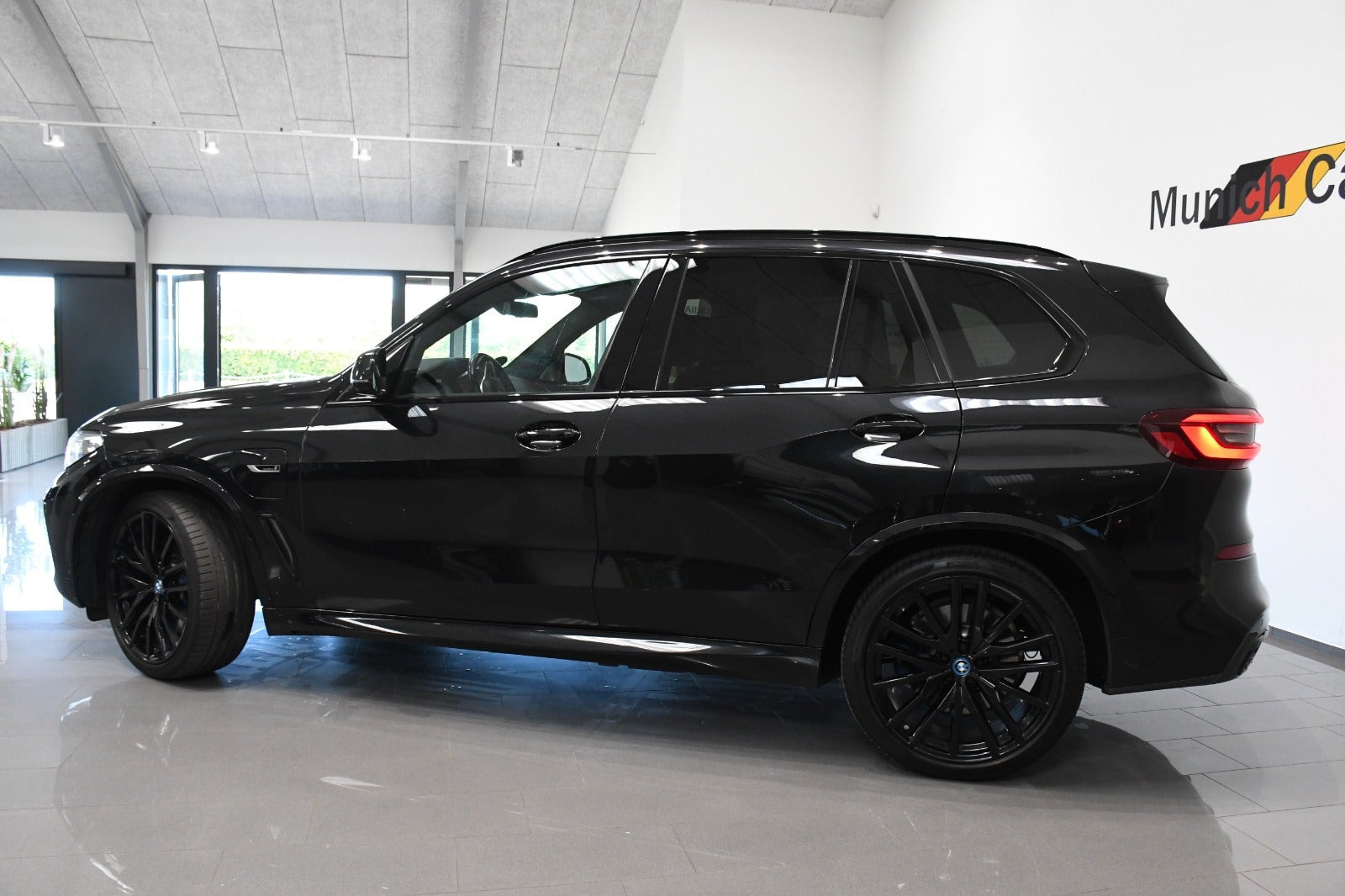 undefined BMW X5 fra 2021