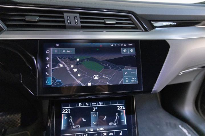 Sort Audi e-tron fra 2021