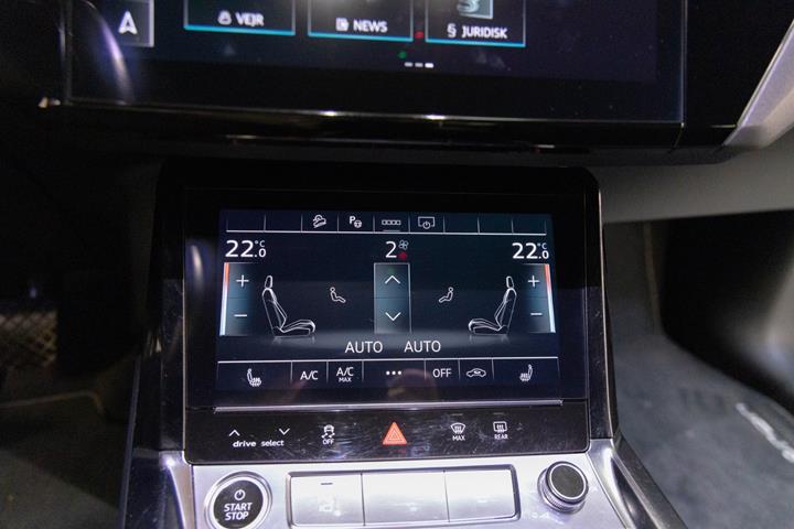 Sort Audi e-tron fra 2021