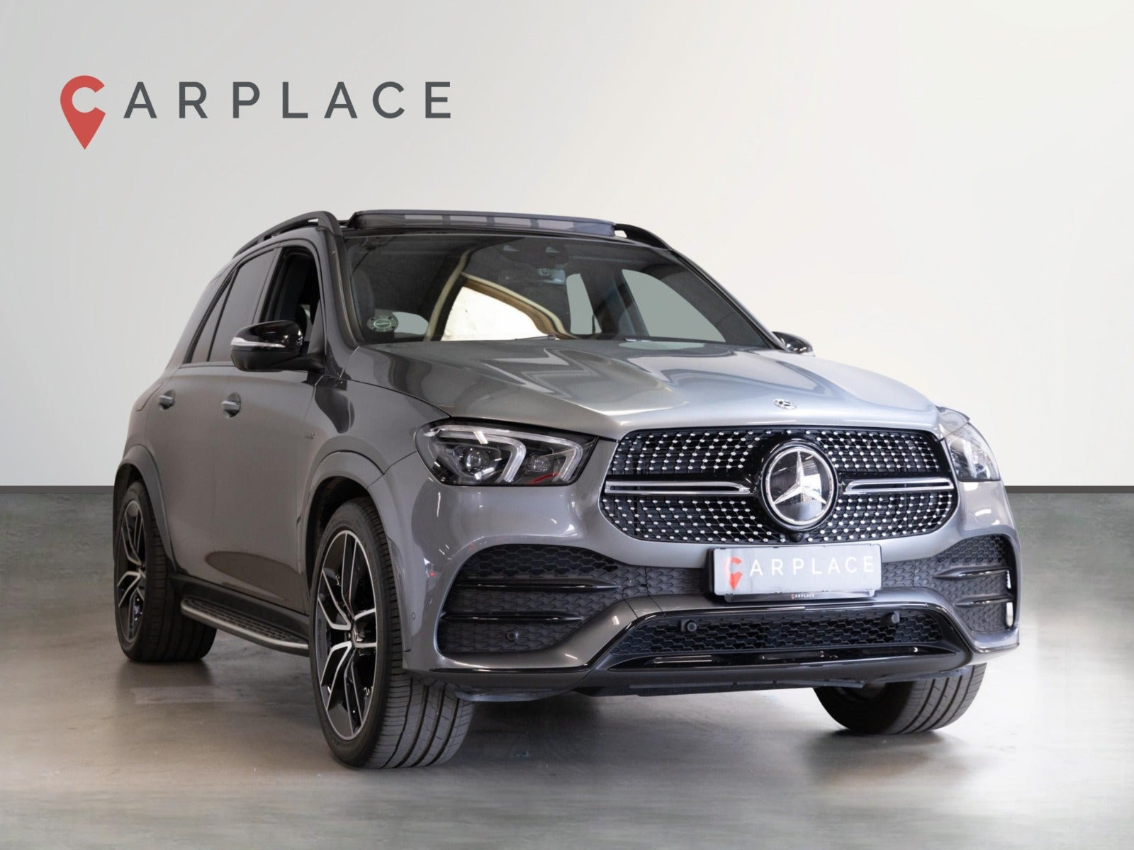 Grå Mercedes GLE350 de fra 2020