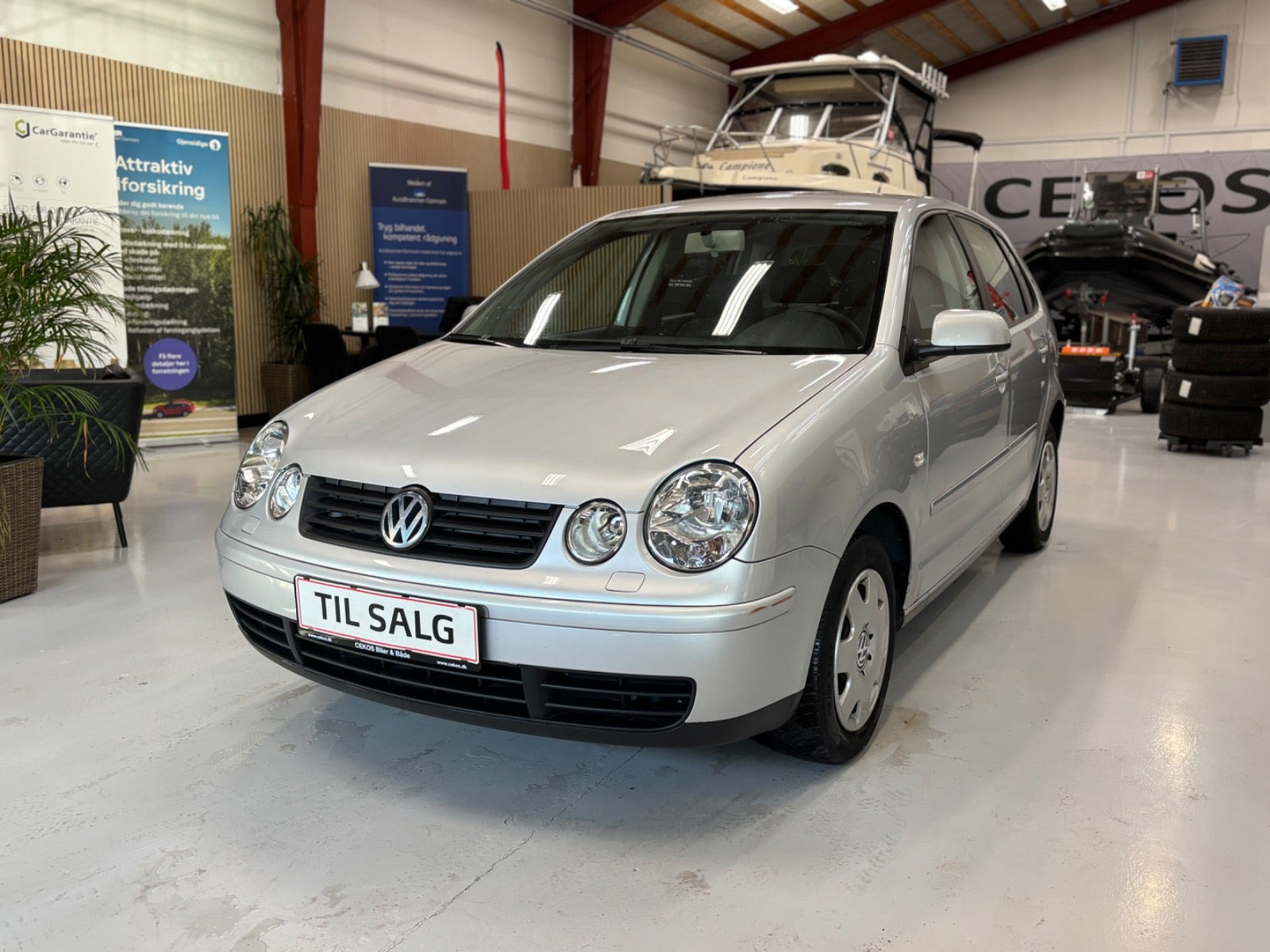 Sølv VW Polo fra 2005