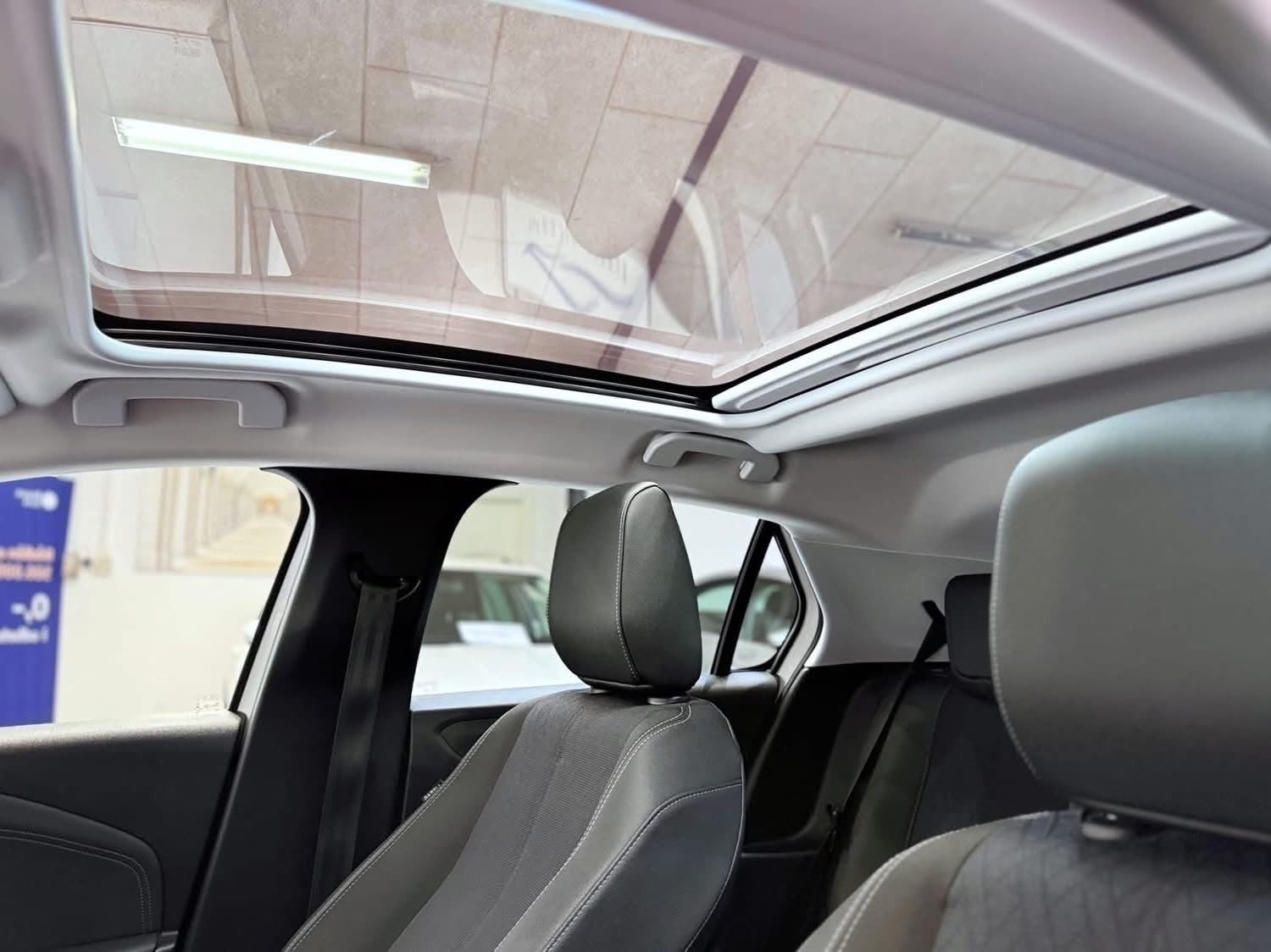 Grå Opel Corsa fra 2020