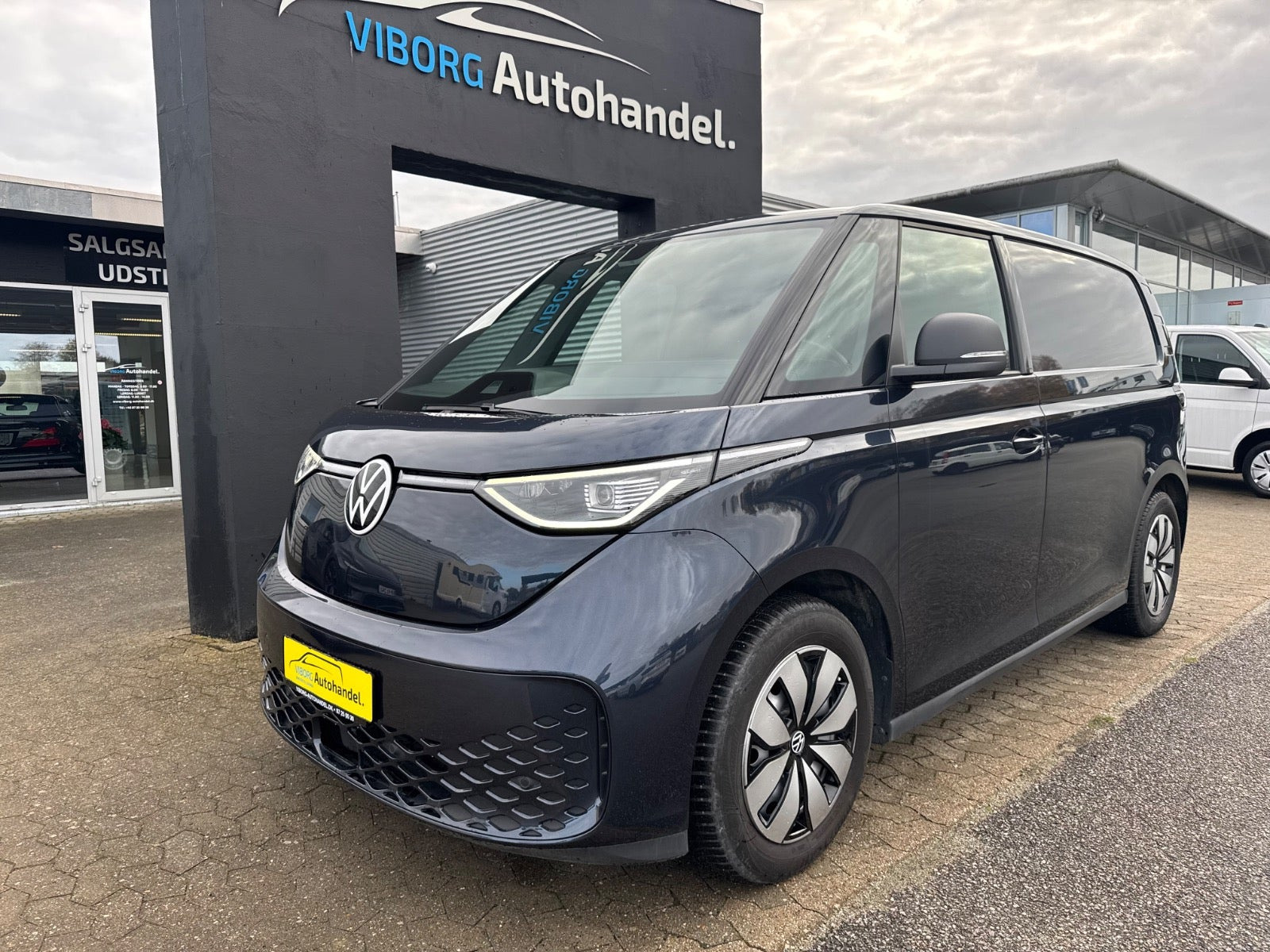 VW ID.Buzz 77 Cargo Pro SWB