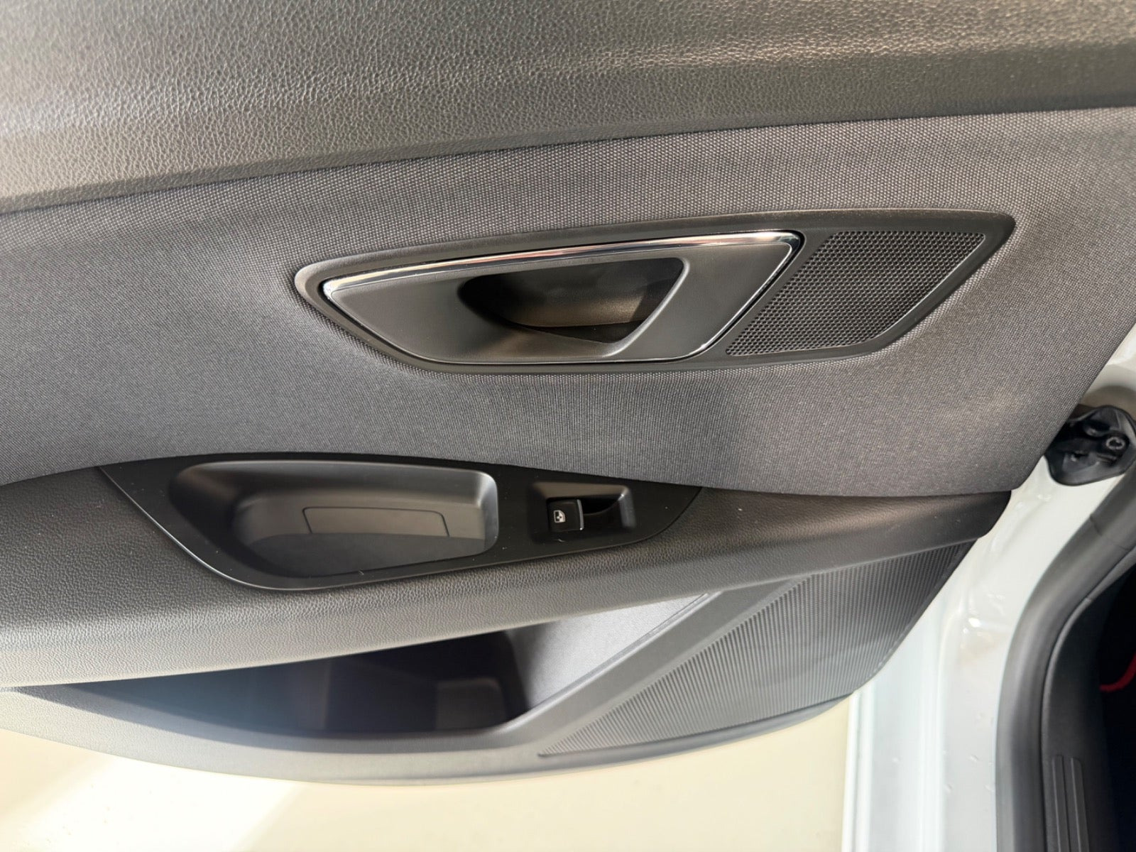 Hvid Seat Leon fra 2019