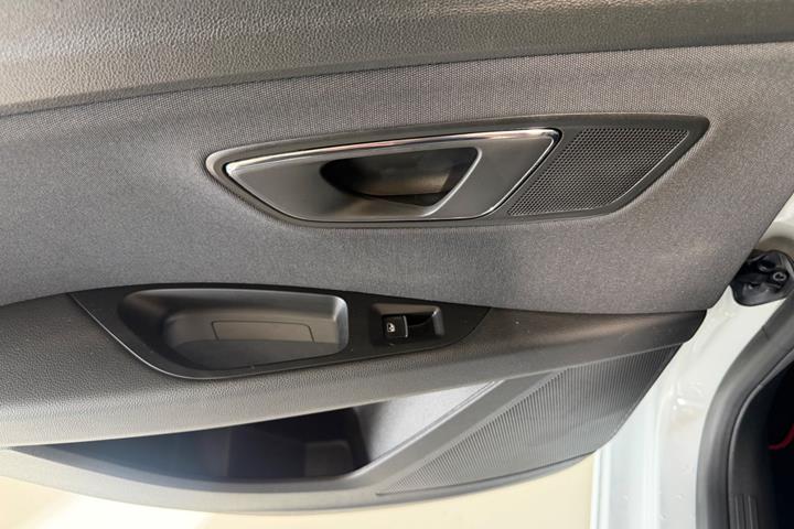 Hvid Seat Leon fra 2019