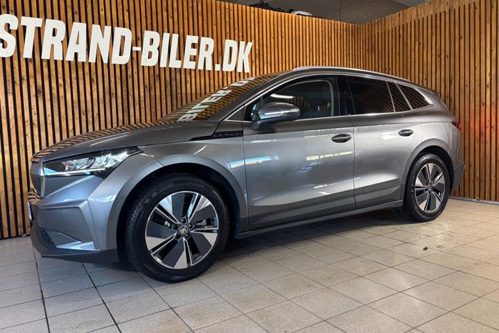 Grå Skoda Enyaq fra 2025