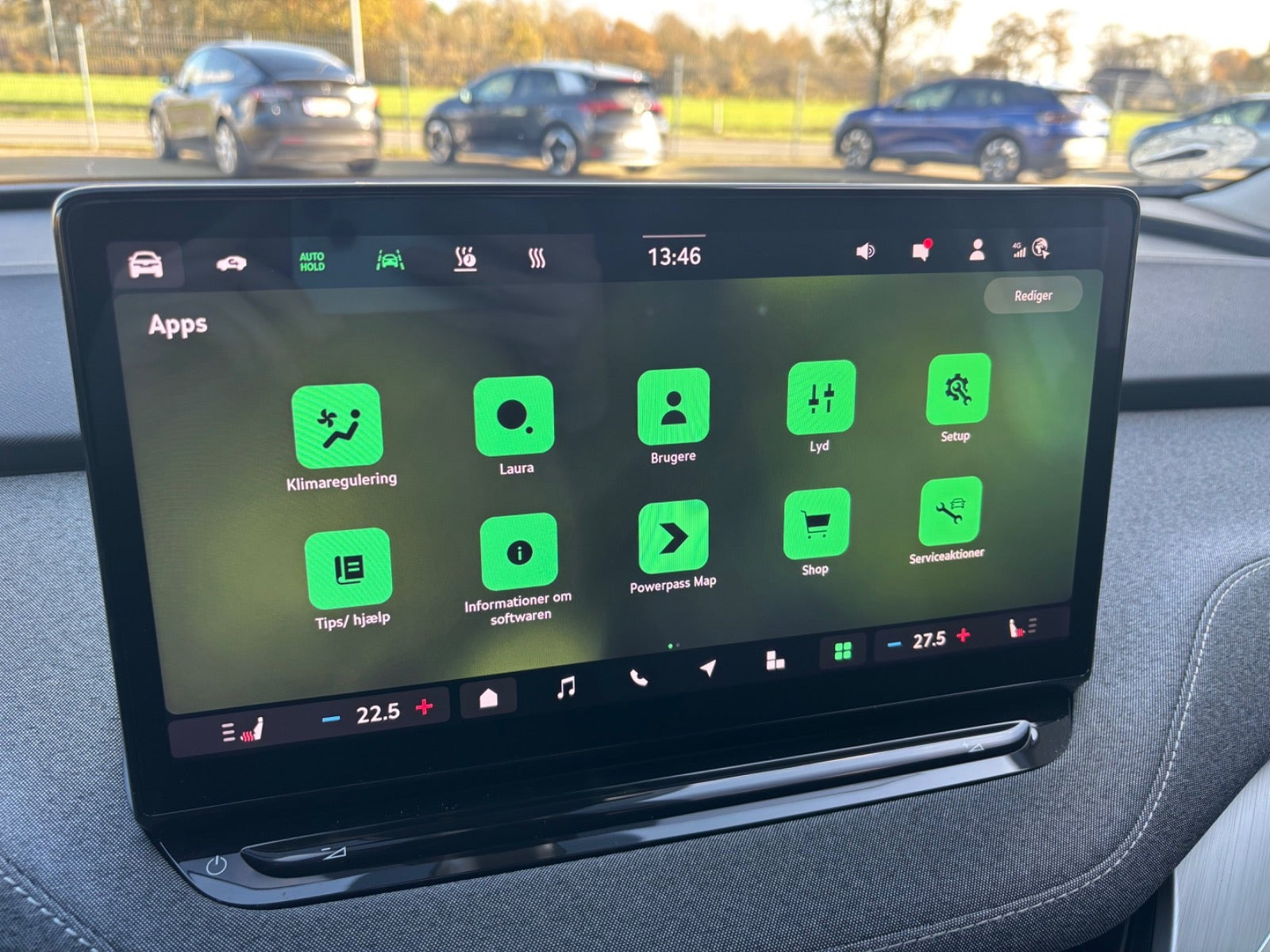Grå Skoda Enyaq fra 2025