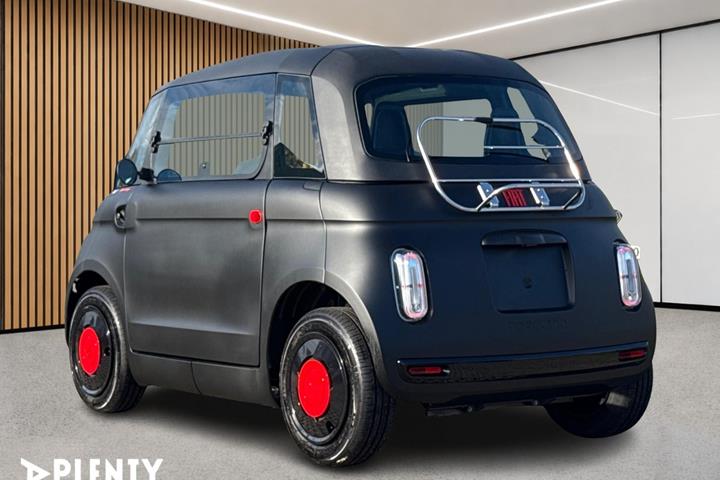 Sort Fiat Topolino fra 2026