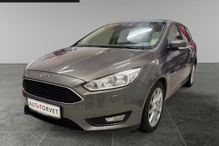 Grå Ford Focus fra 2015